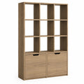 Bibliothèque en bois avec étagères carrées et portes